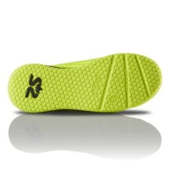 Salming Spark Shoe Safety Yellow / Black Kid's Indoor Court Shoes -Ball Sports Related Salming Spark Shoe Kid Sole 31410.1565958796.1280.1280